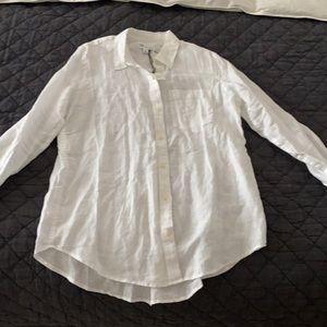 GAP linen button up long sleeve - coastal grandmother